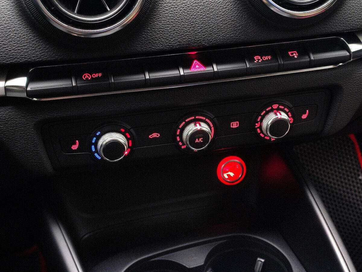 Б/У Ауди А3 2013 года. Фото: #12