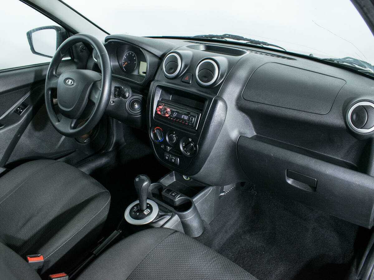 Б/У Лада (ВАЗ) Гранта 2015 года. Фото: #8