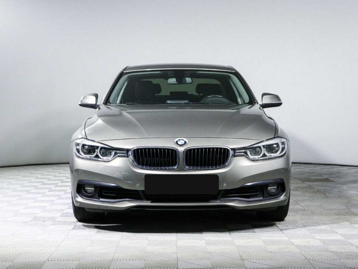 Б/У БМВ 3 серии 2017 года. Фото: #1