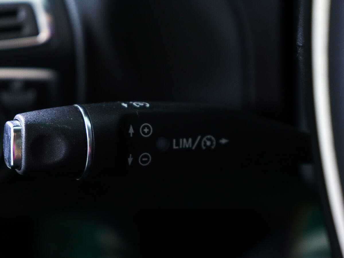 Б/У Мерседес-Бенц Ц-Класс 2016 года. Фото: #13