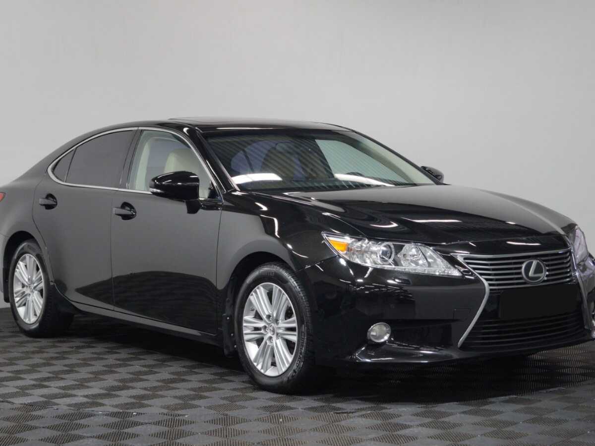 Б/У Лексус ЕС 2012 года. Фото: #2