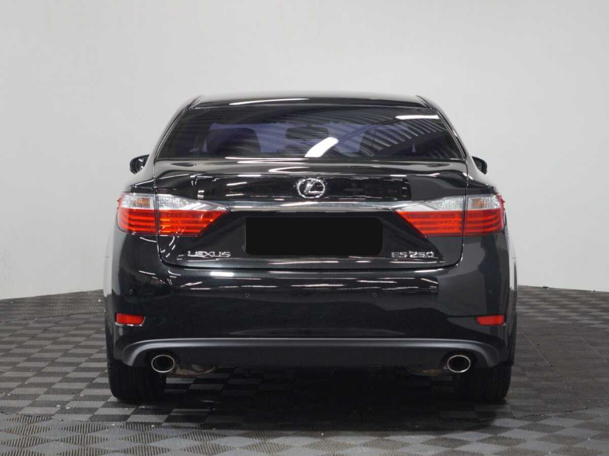 Б/У Лексус ЕС 2012 года. Фото: #4