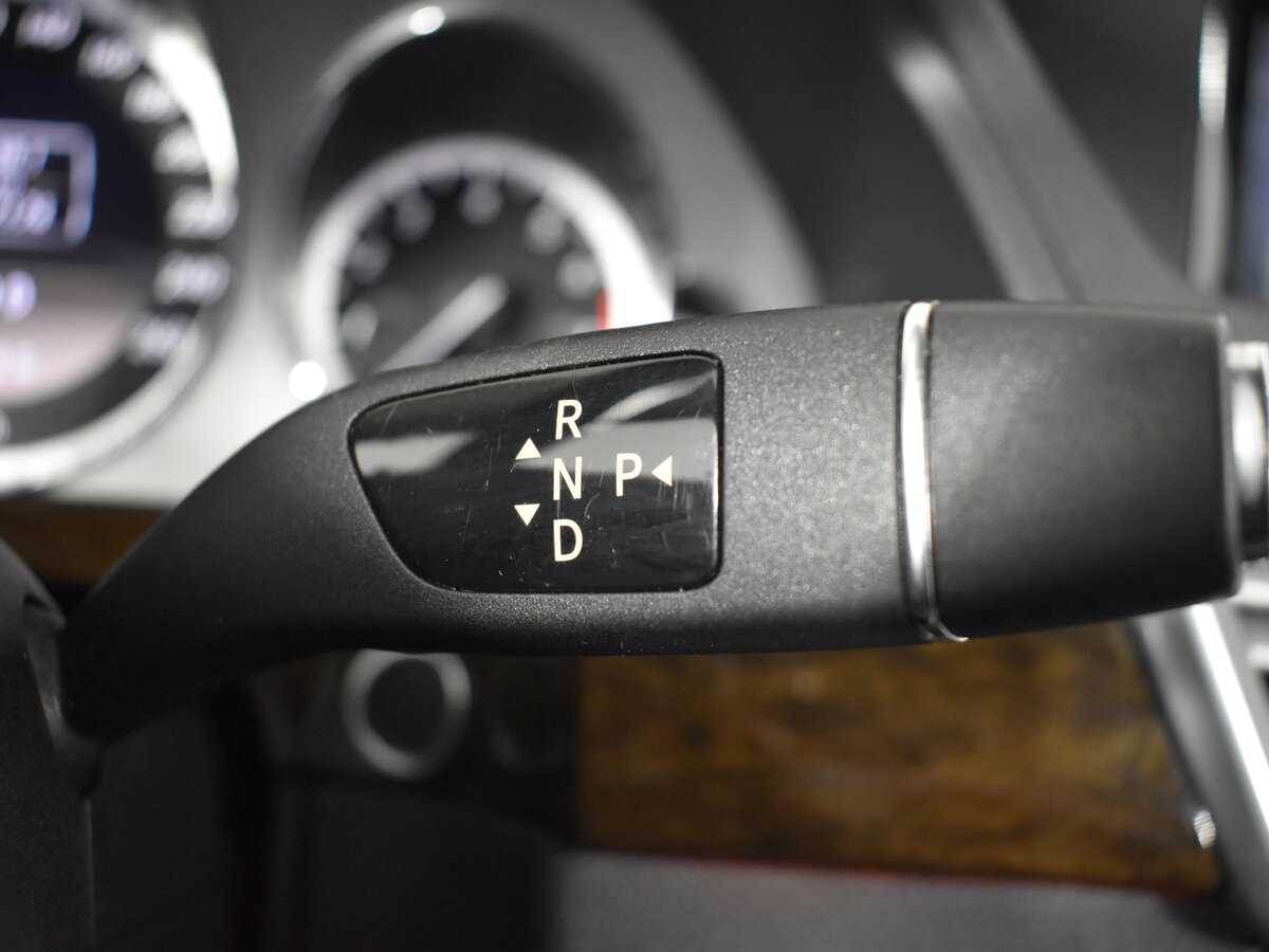 Б/У Мерседес-Бенц Е-Класс 2012 года. Фото: #11