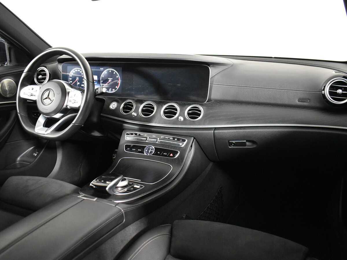 Б/У Мерседес-Бенц Е-Класс 2019 года. Фото: #14