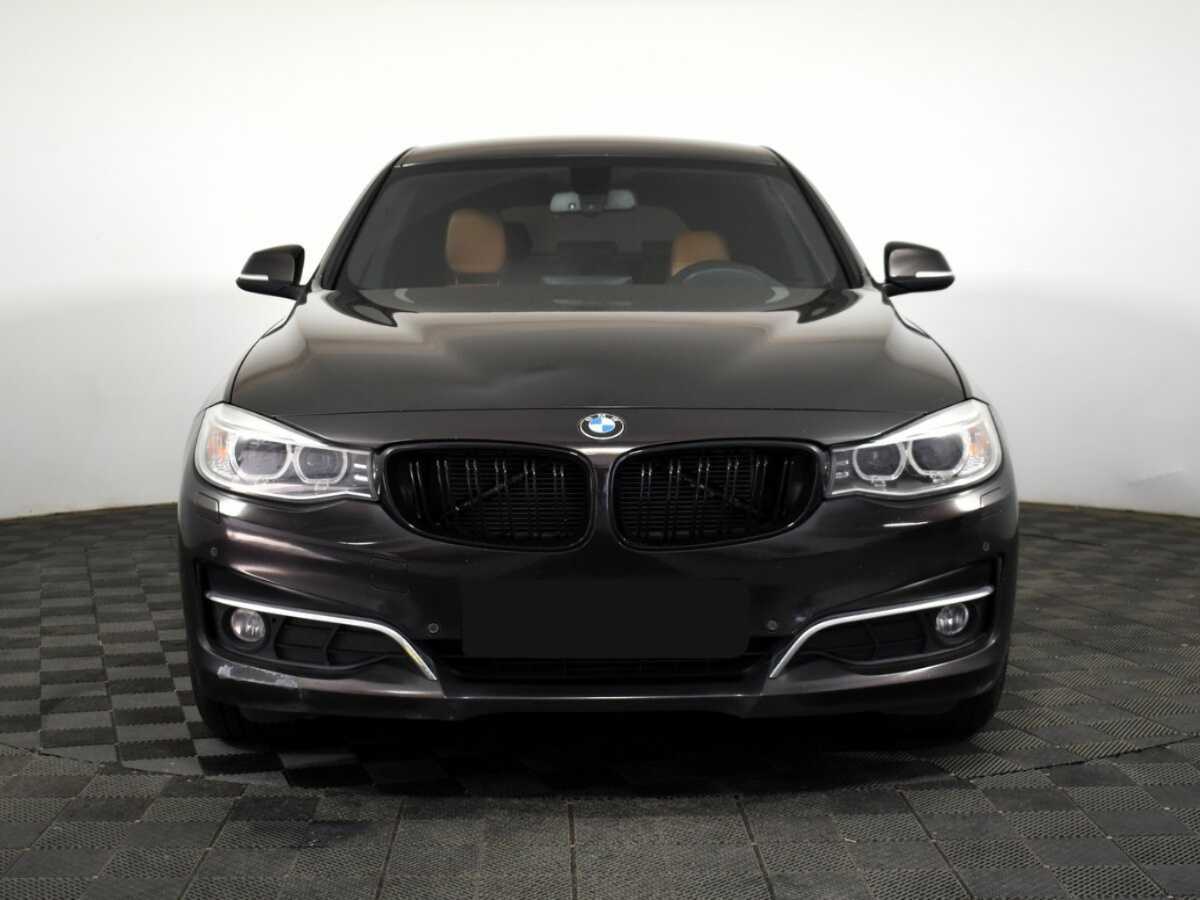 Б/У БМВ 3 серии 2013 года. Фото: #1