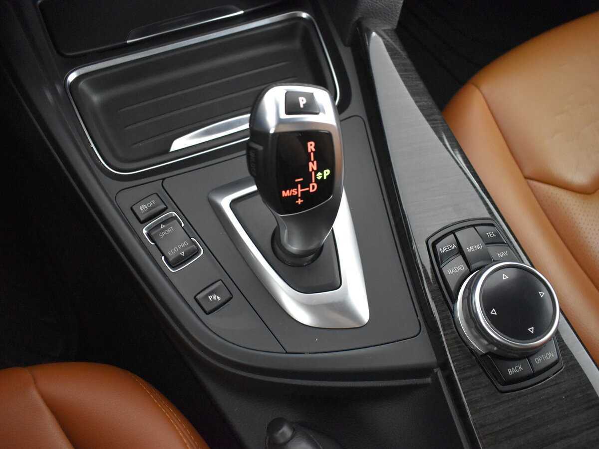 Б/У БМВ 3 серии 2013 года. Фото: #13