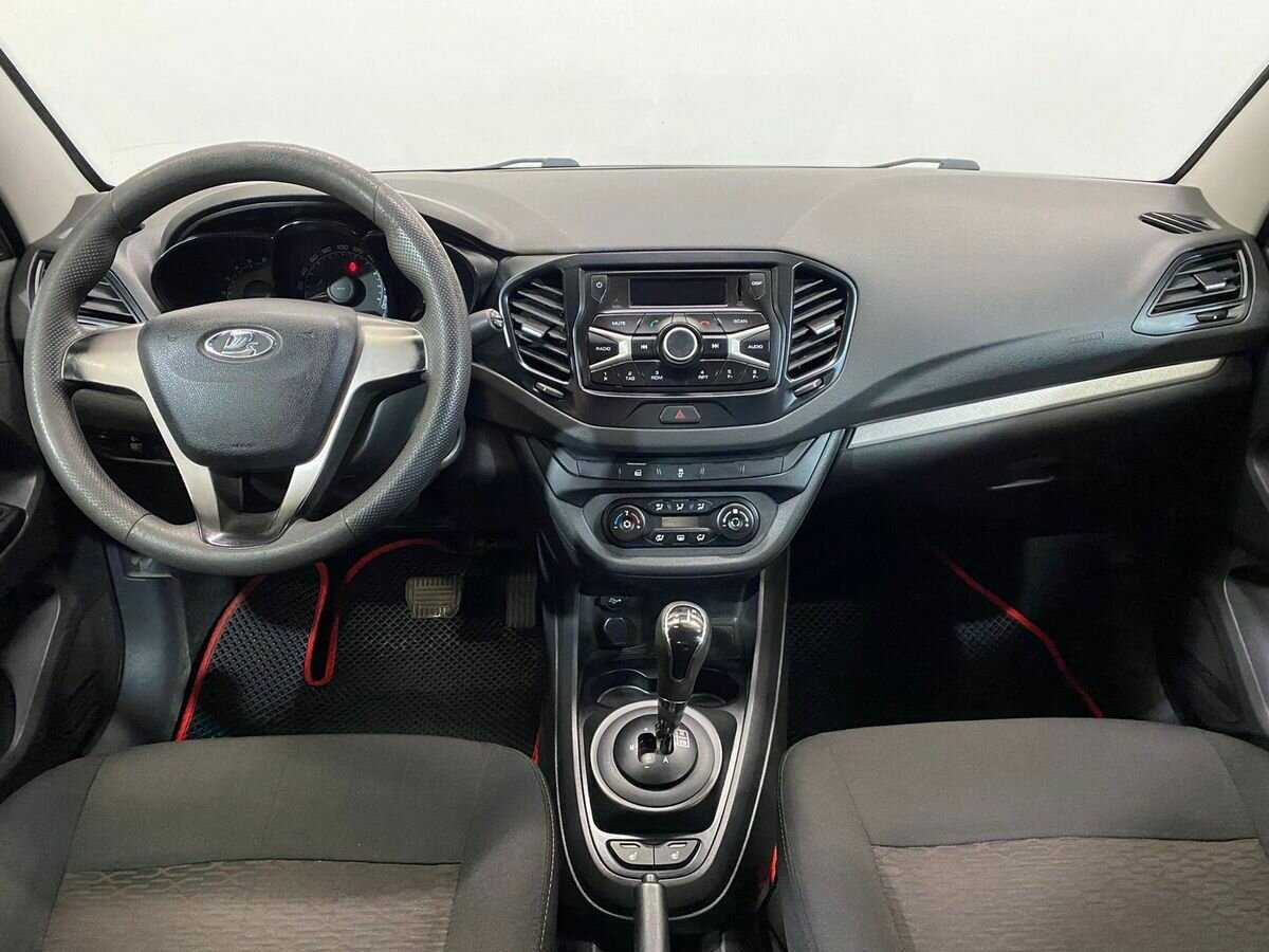 Б/У Лада (ВАЗ) Веста 2016 года. Фото: #8