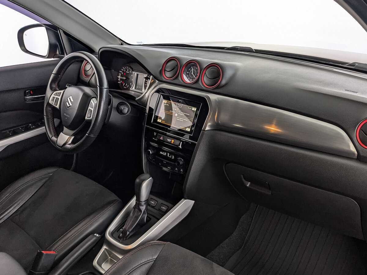 Б/У Сузуки Витара 2016 года. Фото: #8