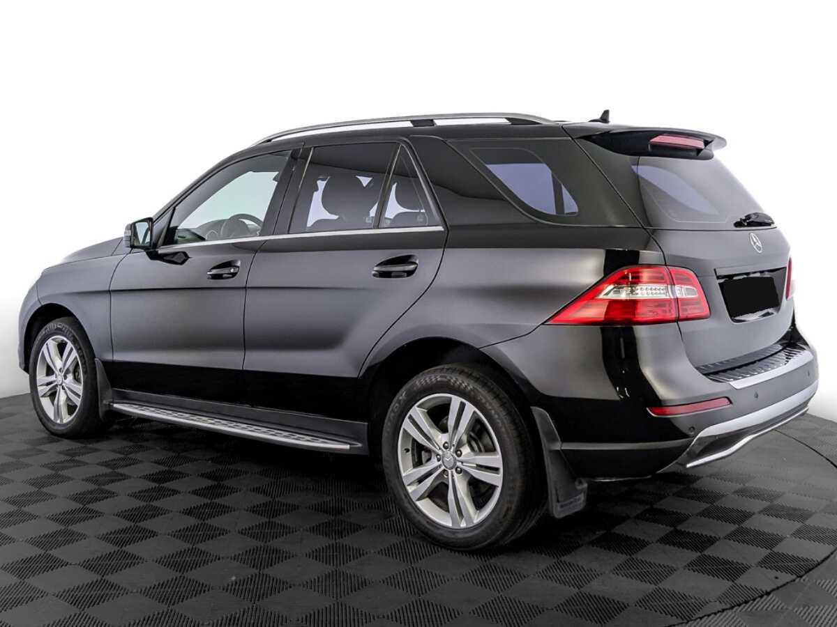 Б/У Мерседес-Бенц М-Класс 2014 года. Фото: #6