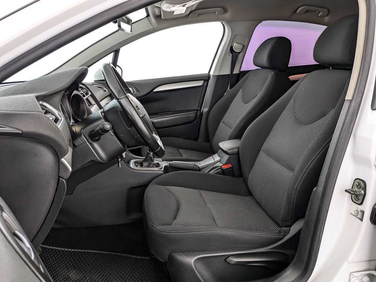 Б/У Ситроен Ц4 2014 года. Фото: #15