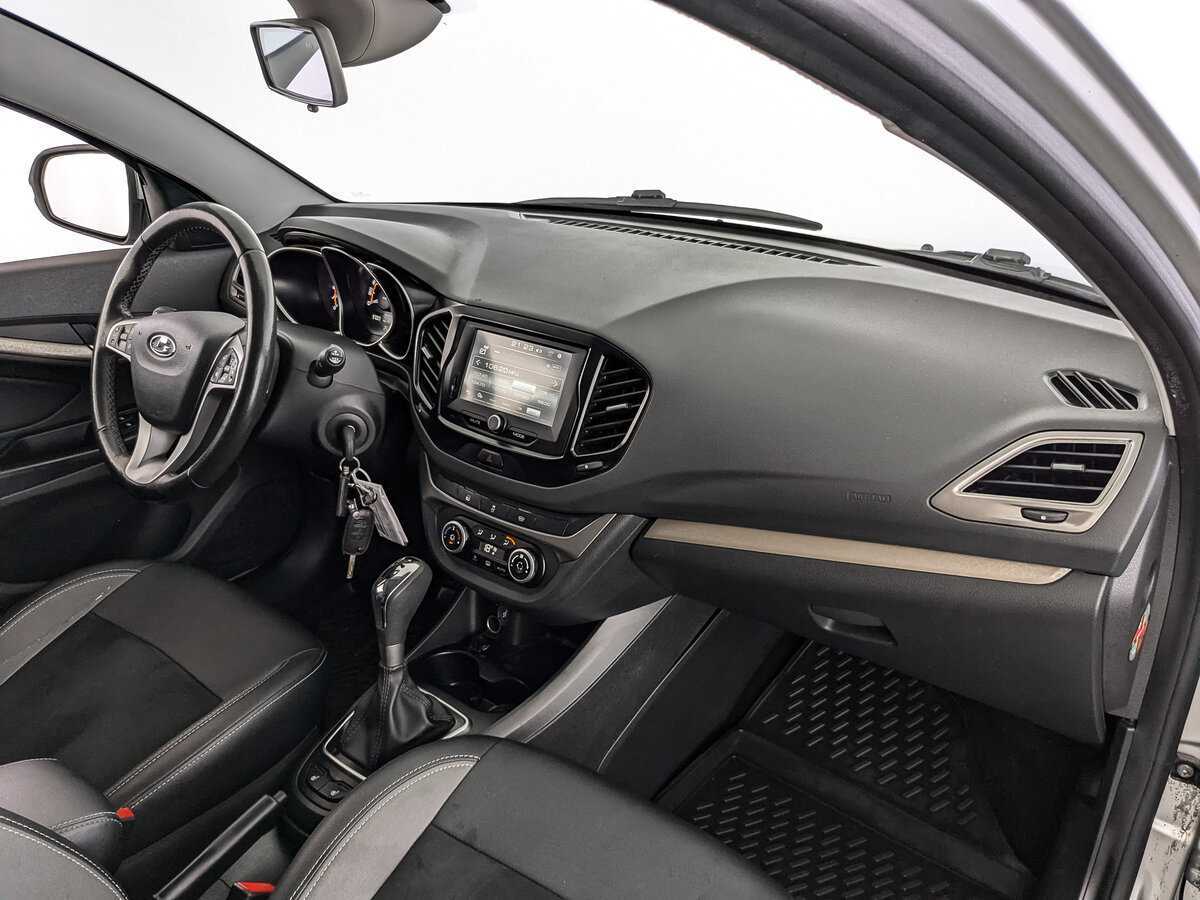 Б/У Лада (ВАЗ) Веста 2020 года. Фото: #8