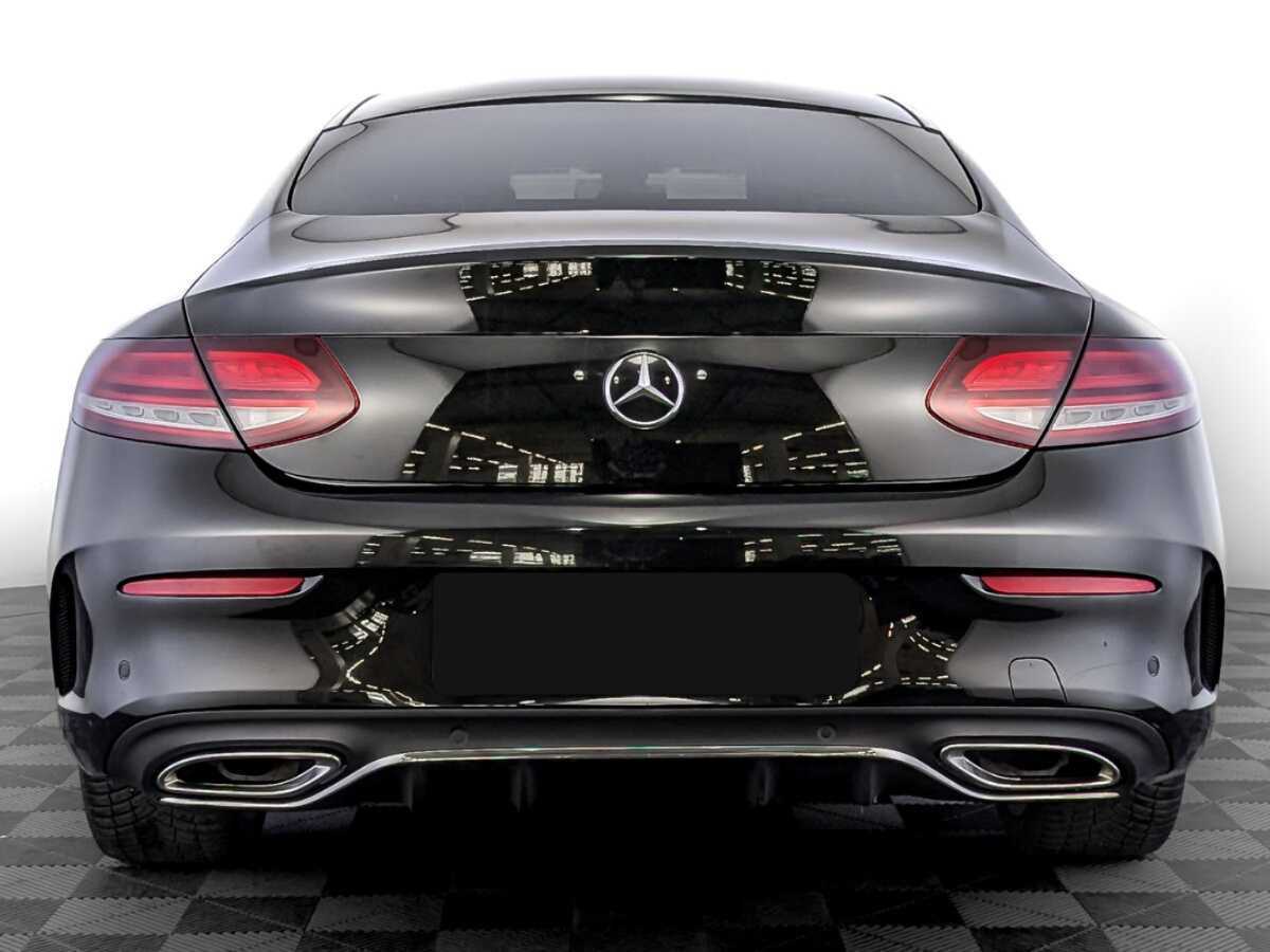 Б/У Мерседес-Бенц Ц-Класс 2018 года. Фото: #5