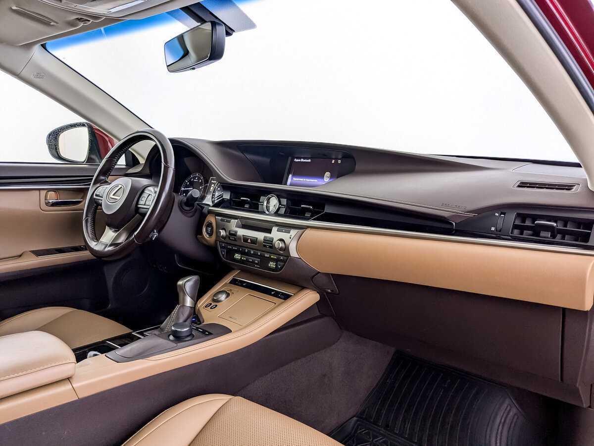 Б/У Лексус ЕС 2017 года. Фото: #8