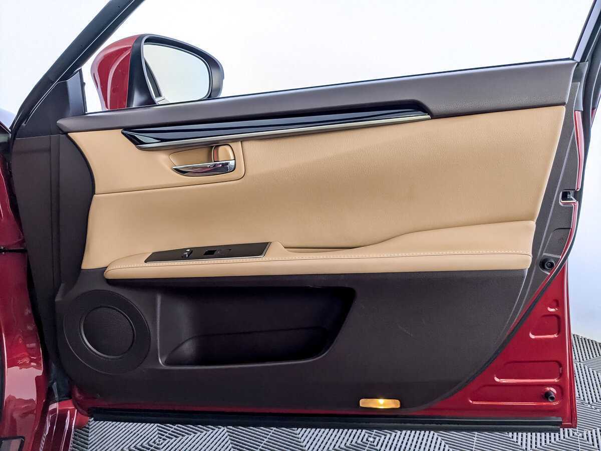 Б/У Лексус ЕС 2017 года. Фото: #20