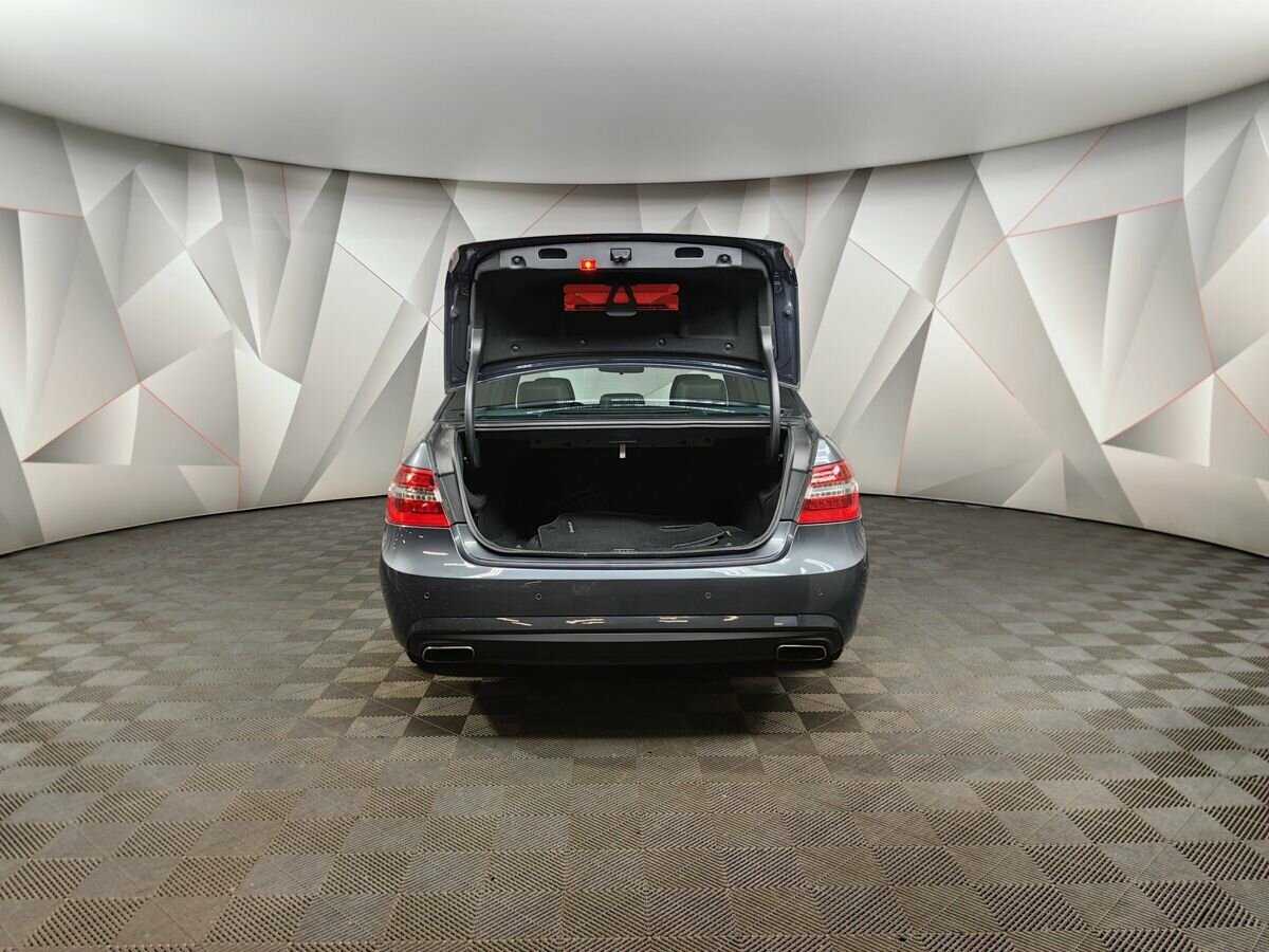 Б/У Мерседес-Бенц Е-Класс 2012 года. Фото: #15