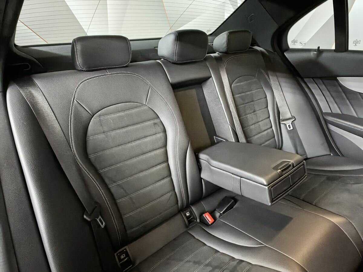 Б/У Мерседес-Бенц Ц-Класс 2019 года. Фото: #12