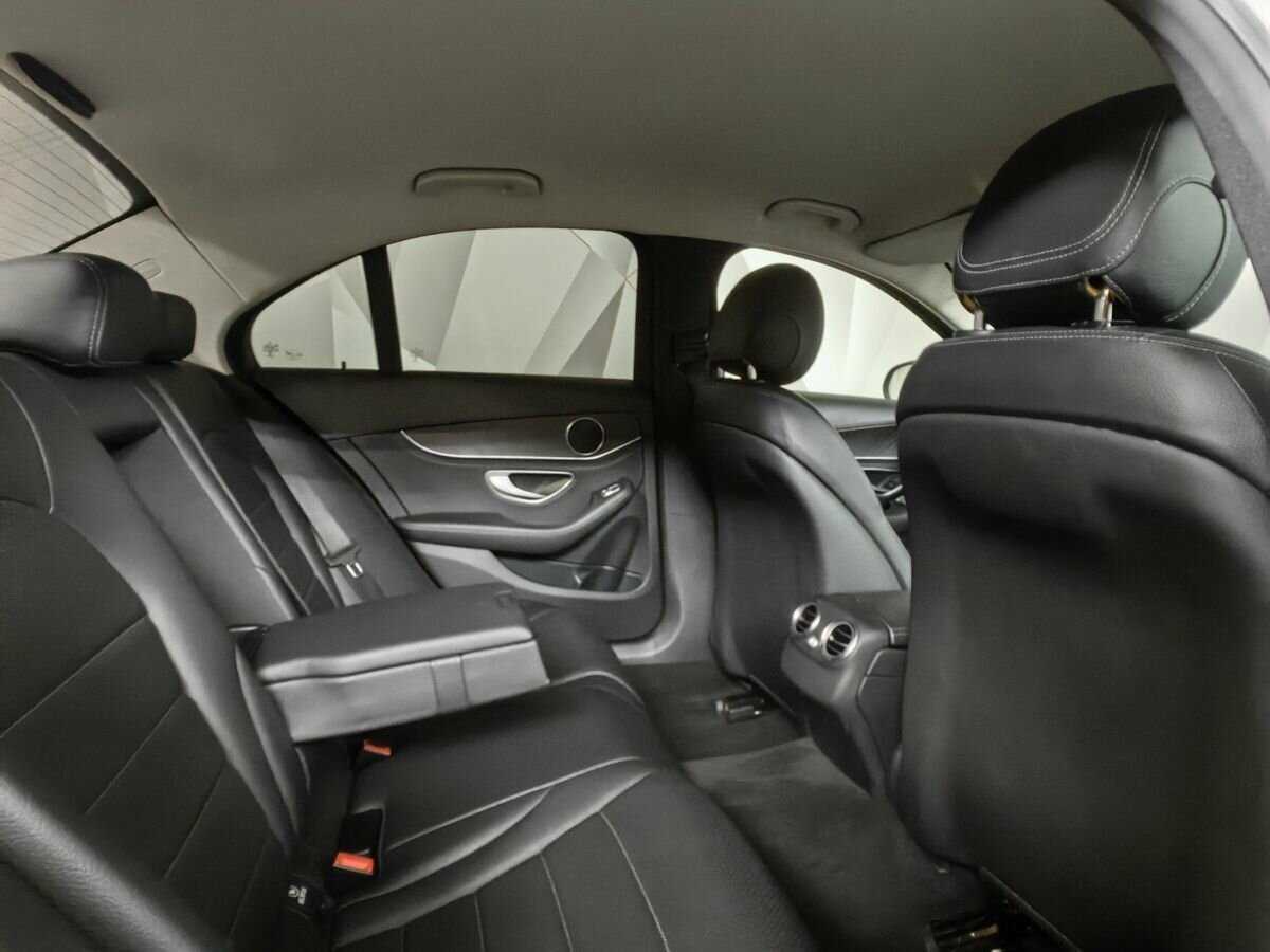 Б/У Мерседес-Бенц Ц-Класс 2015 года. Фото: #11