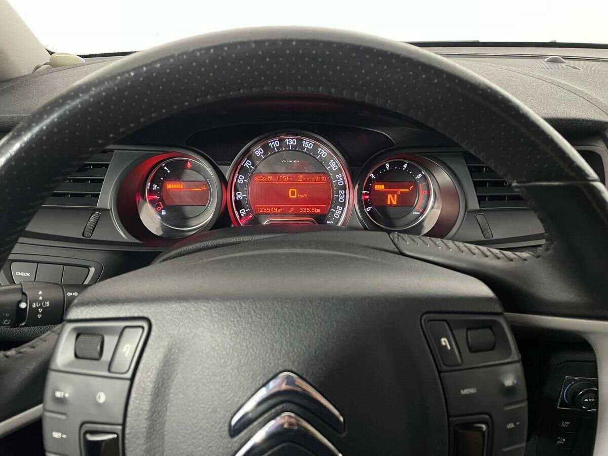 Б/У Ситроен Ц5 2013 года. Фото: #10