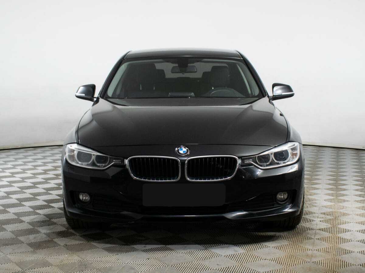 Б/У БМВ 3 серии 2013 года. Фото: #1