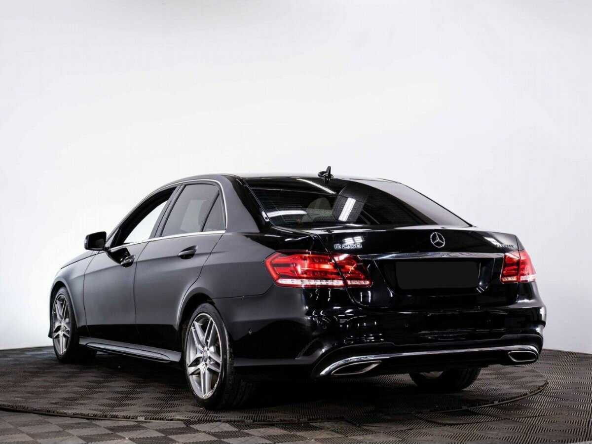 Б/У Мерседес-Бенц Е-Класс 2015 года. Фото: #3