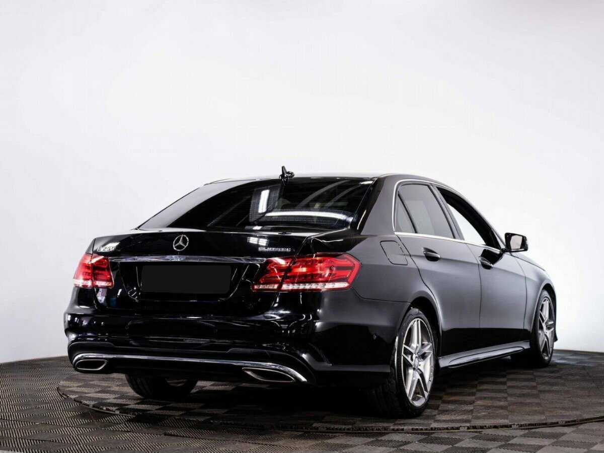 Б/У Мерседес-Бенц Е-Класс 2015 года. Фото: #5