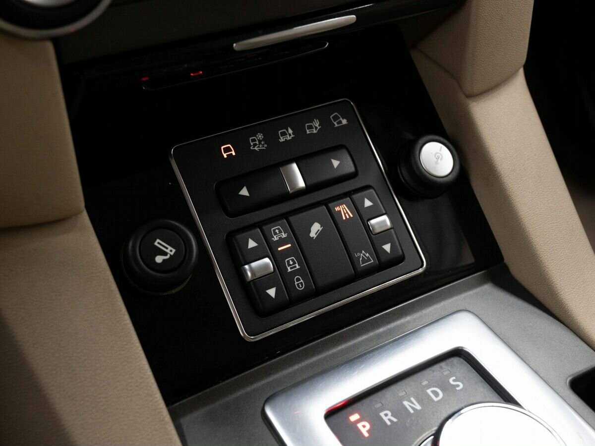 Б/У Лэнд Ровер Дискавери 2014 года. Фото: #18