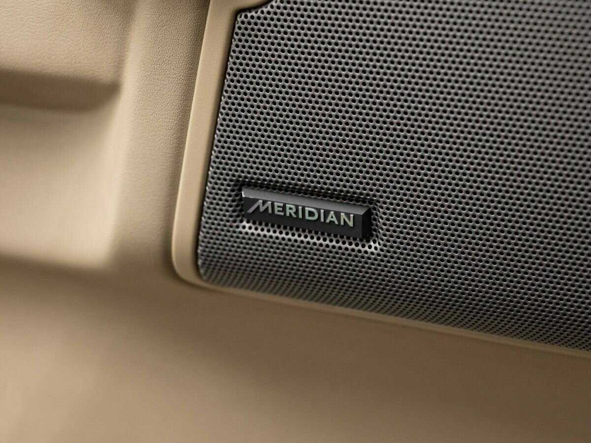 Б/У Лэнд Ровер Дискавери 2014 года. Фото: #24