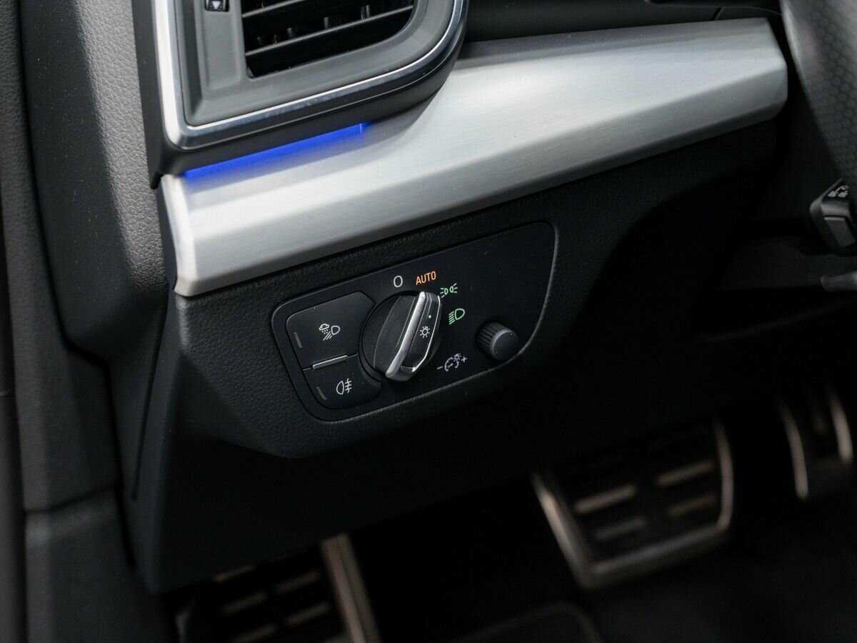 Б/У Ауди К5 2019 года. Фото: #17