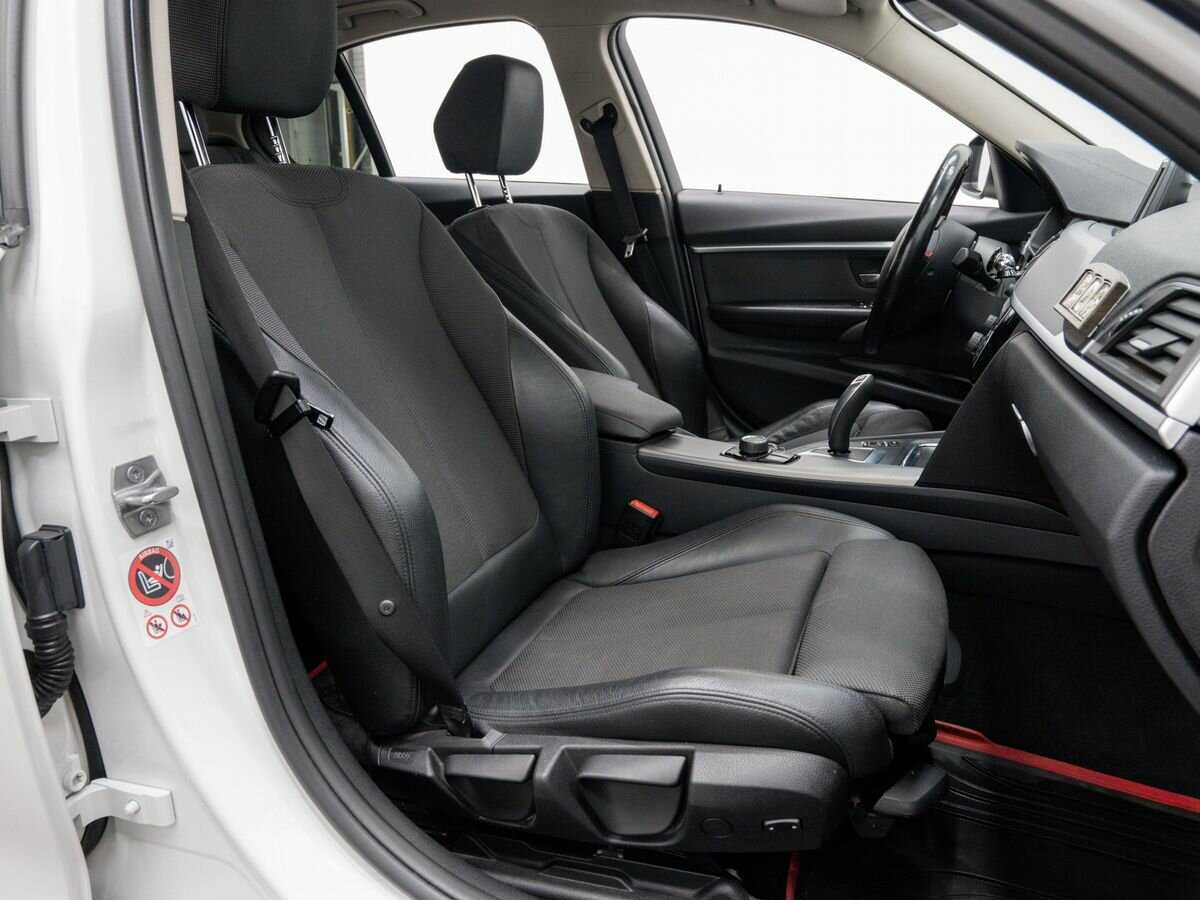 Б/У БМВ 3 серии 2017 года. Фото: #7