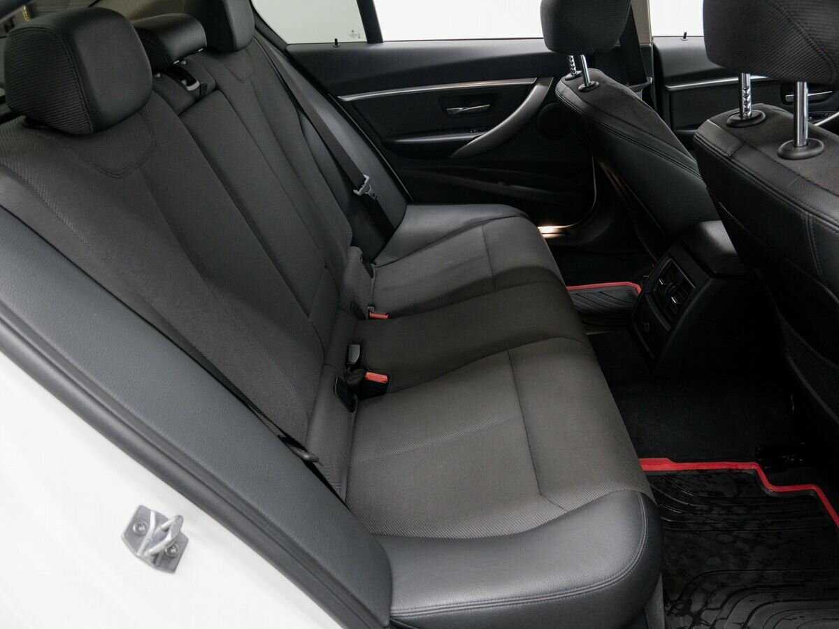 Б/У БМВ 3 серии 2017 года. Фото: #8