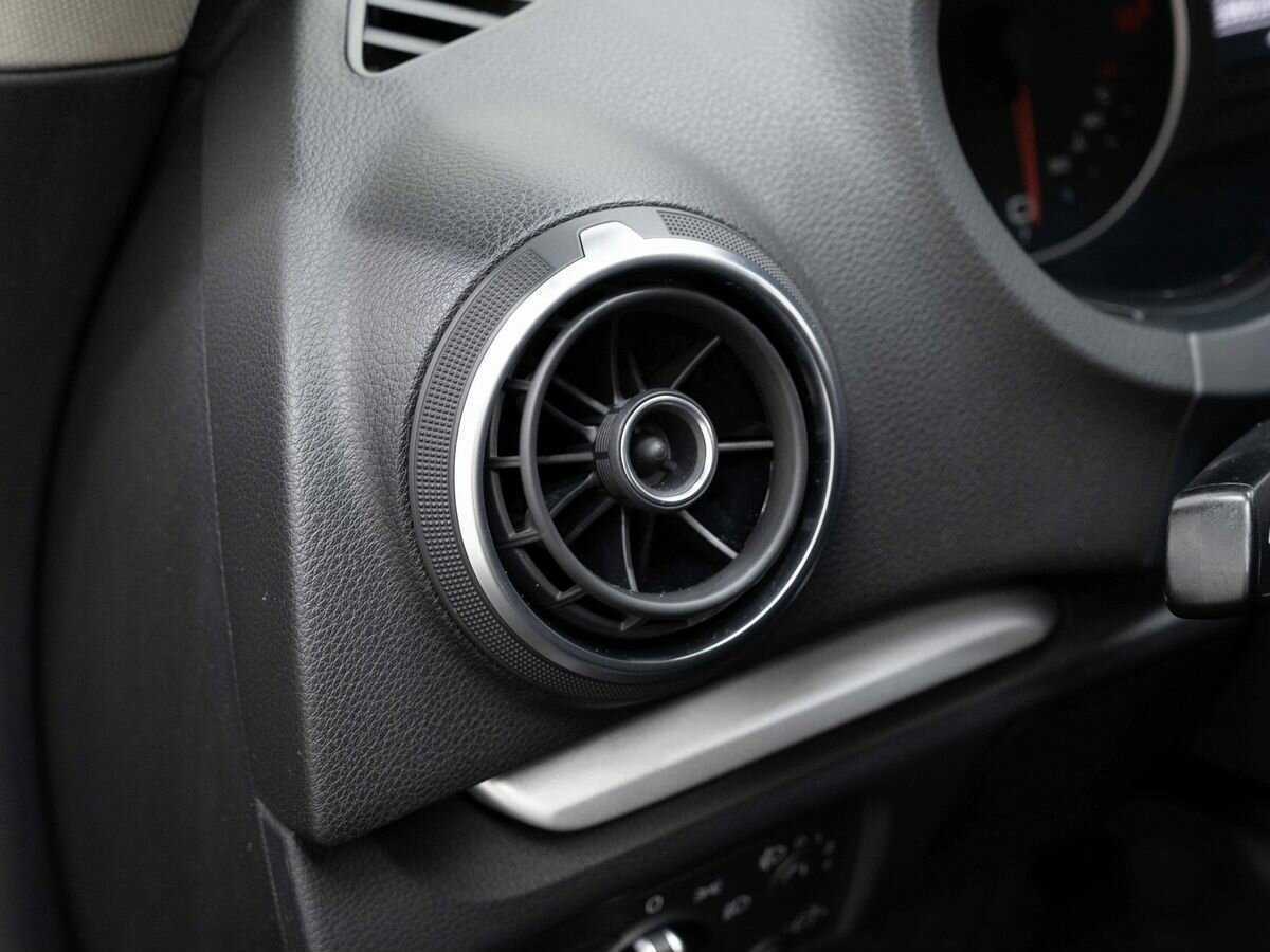 Б/У Ауди А3 2014 года. Фото: #17