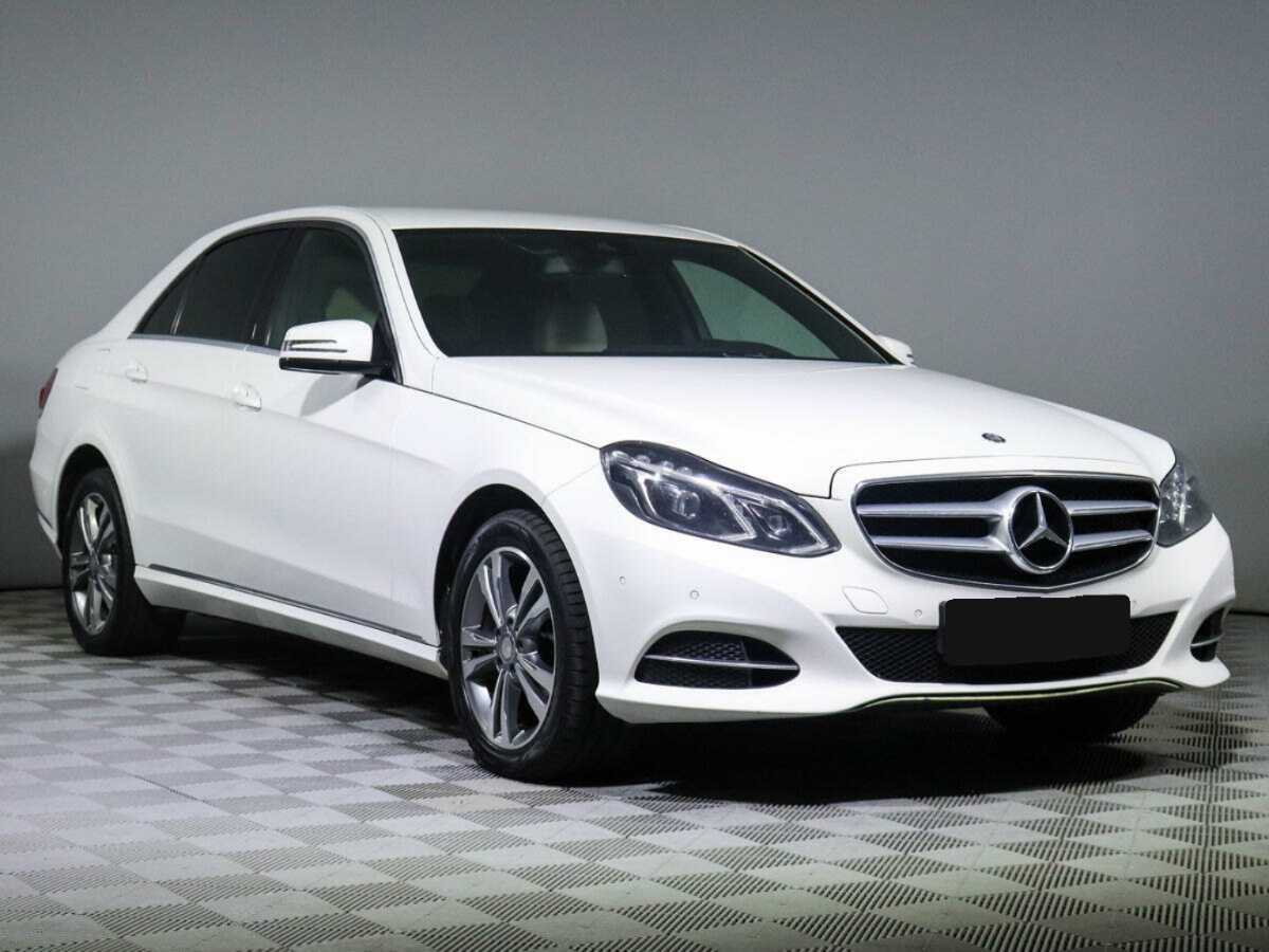 Б/У Мерседес-Бенц Е-Класс 2014 года. Фото: #1