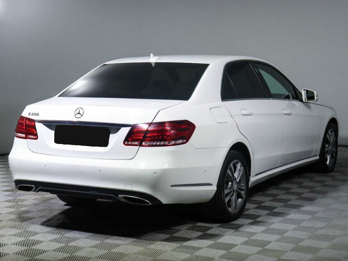 Б/У Мерседес-Бенц Е-Класс 2014 года. Фото: #3