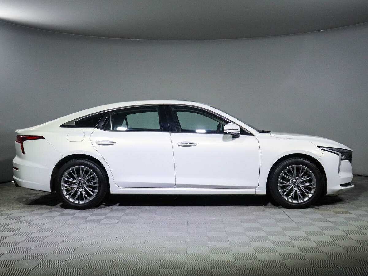 Б/У ФАВ Бестюн Б70 2023 года. Фото: #2