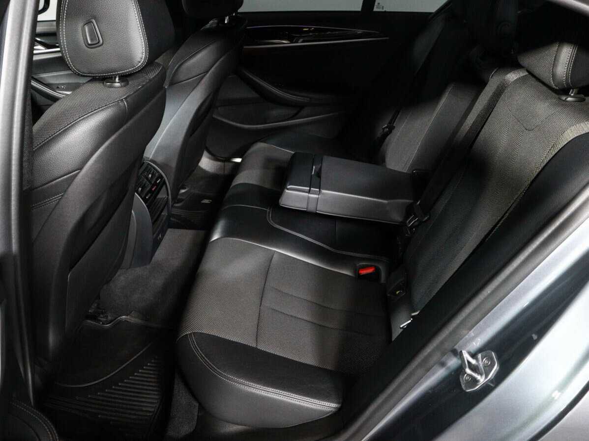 Б/У БМВ 5 серии 2019 года. Фото: #7