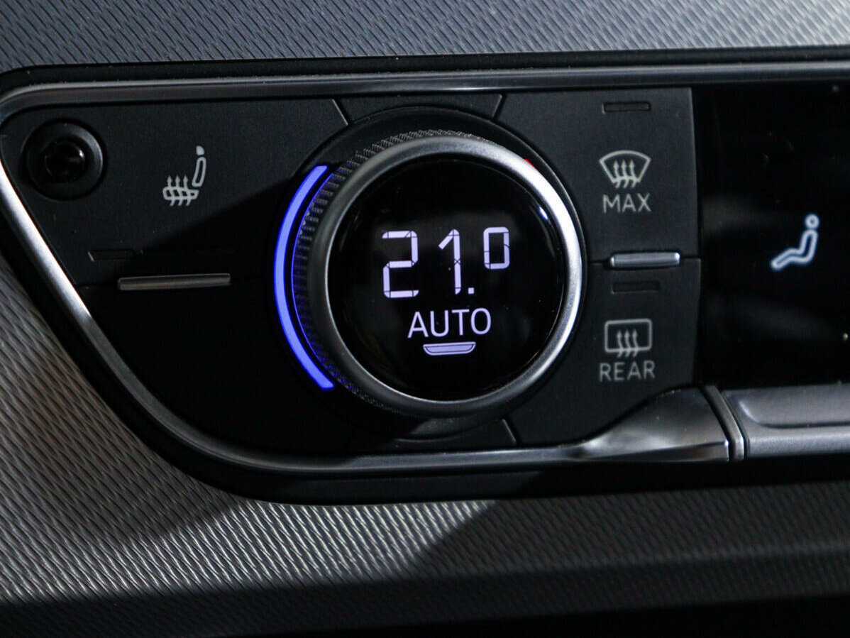 Б/У Ауди А4 2016 года. Фото: #23