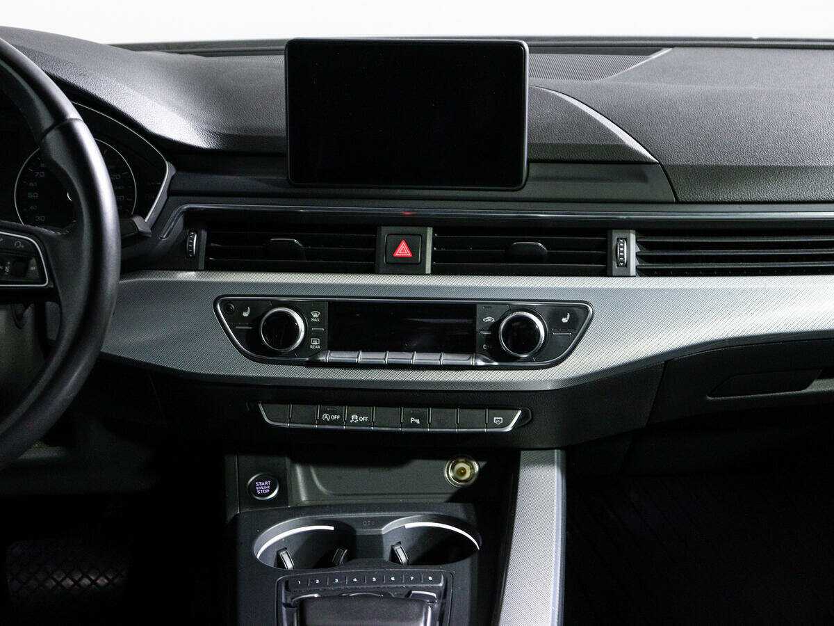 Б/У Ауди А4 2016 года. Фото: #12