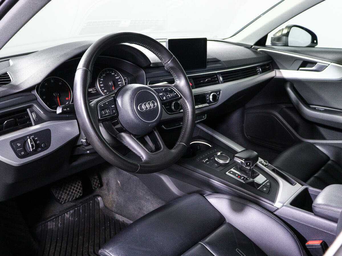 Б/У Ауди А4 2016 года. Фото: #13