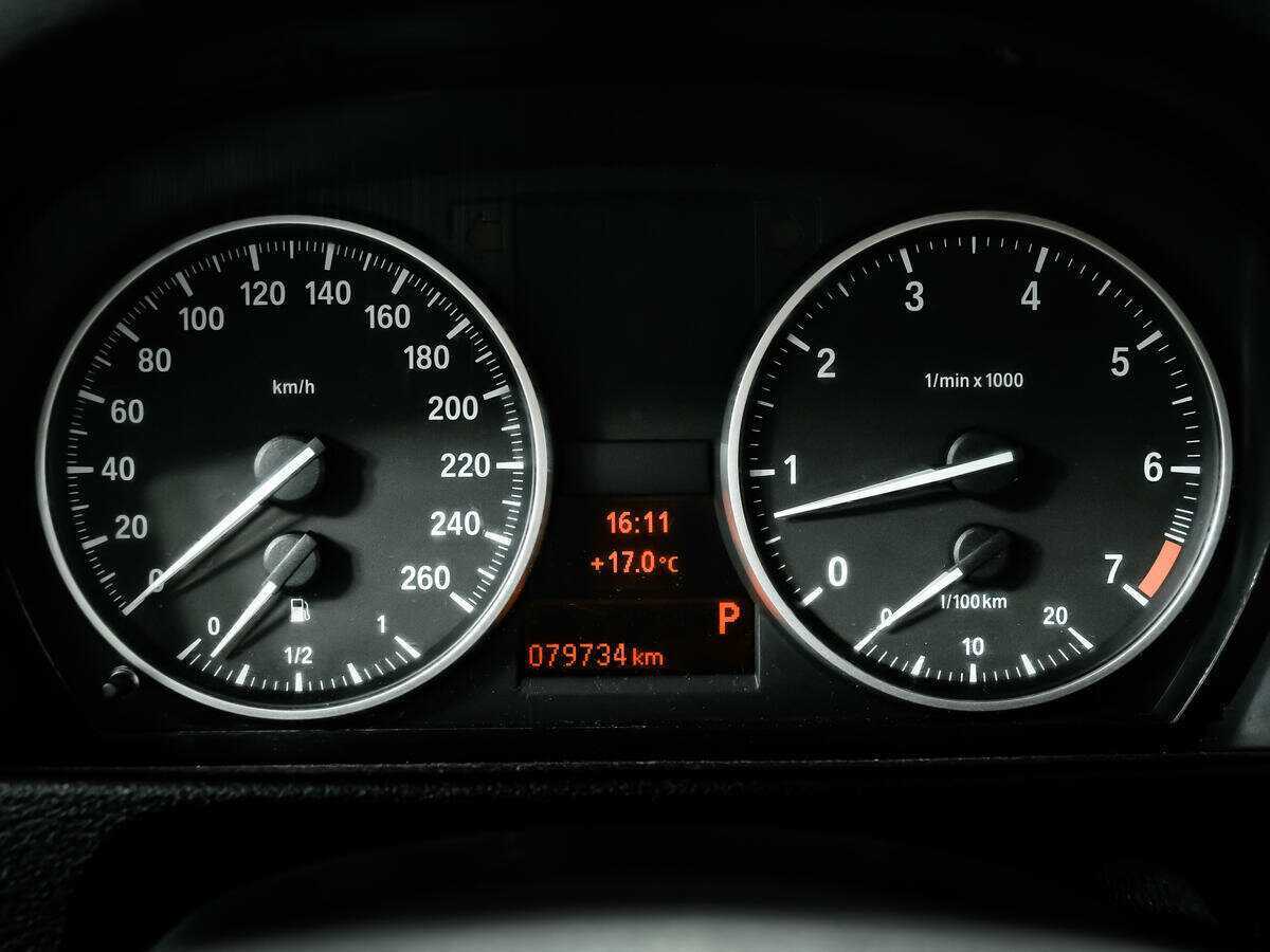 Б/У БМВ Икс1 2013 года. Фото: #9