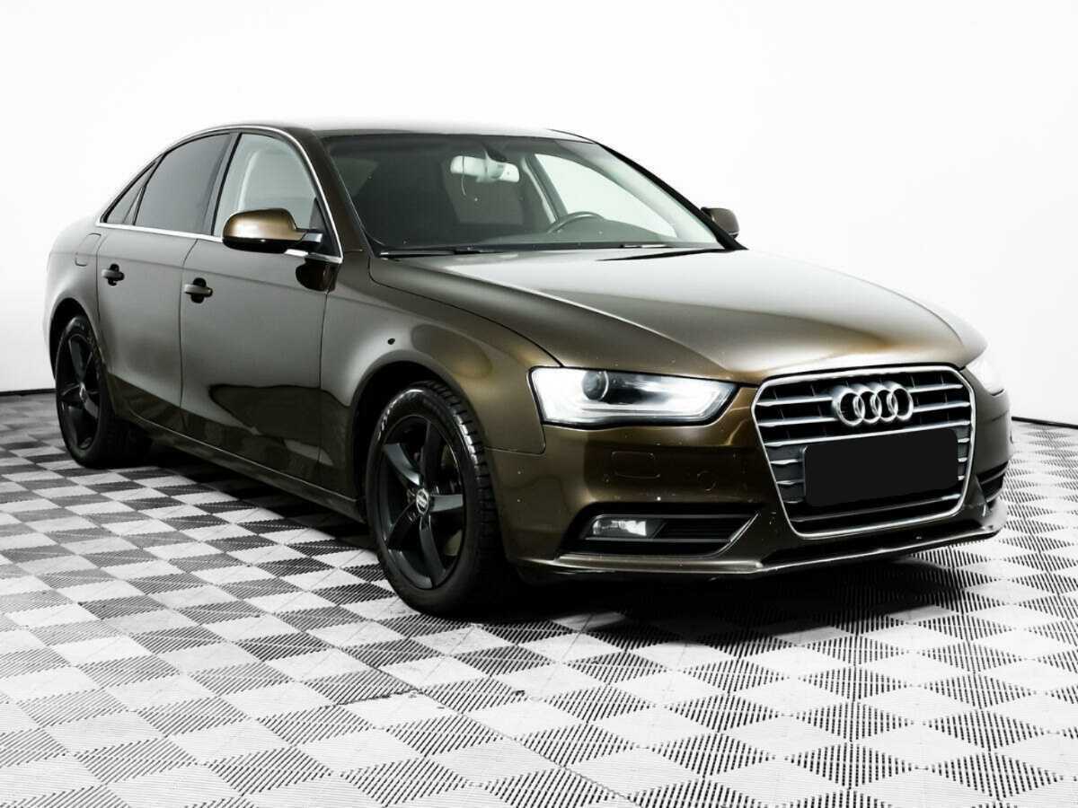 Б/У Ауди А4 2013 года. Фото: #2