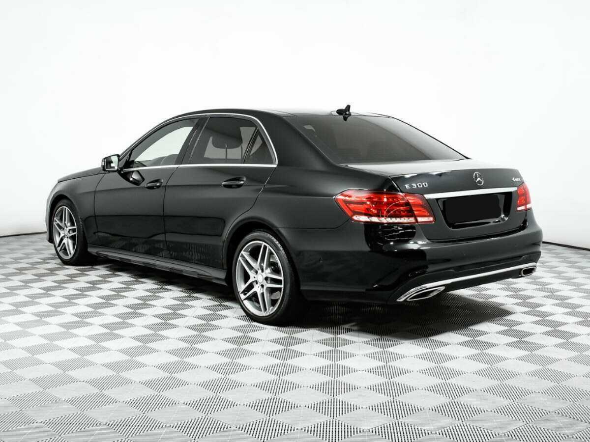 Б/У Мерседес-Бенц Е-Класс 2013 года. Фото: #5