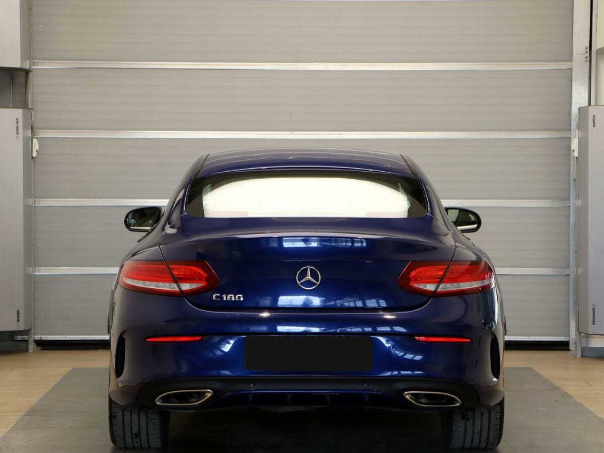 Б/У Мерседес-Бенц Ц-Класс 2016 года. Фото: #4