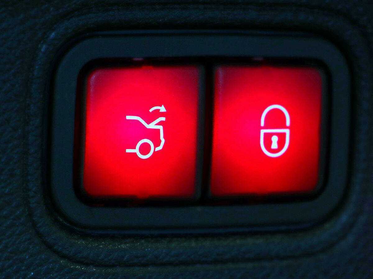 Б/У Мерседес-Бенц Ц-Класс 2016 года. Фото: #10