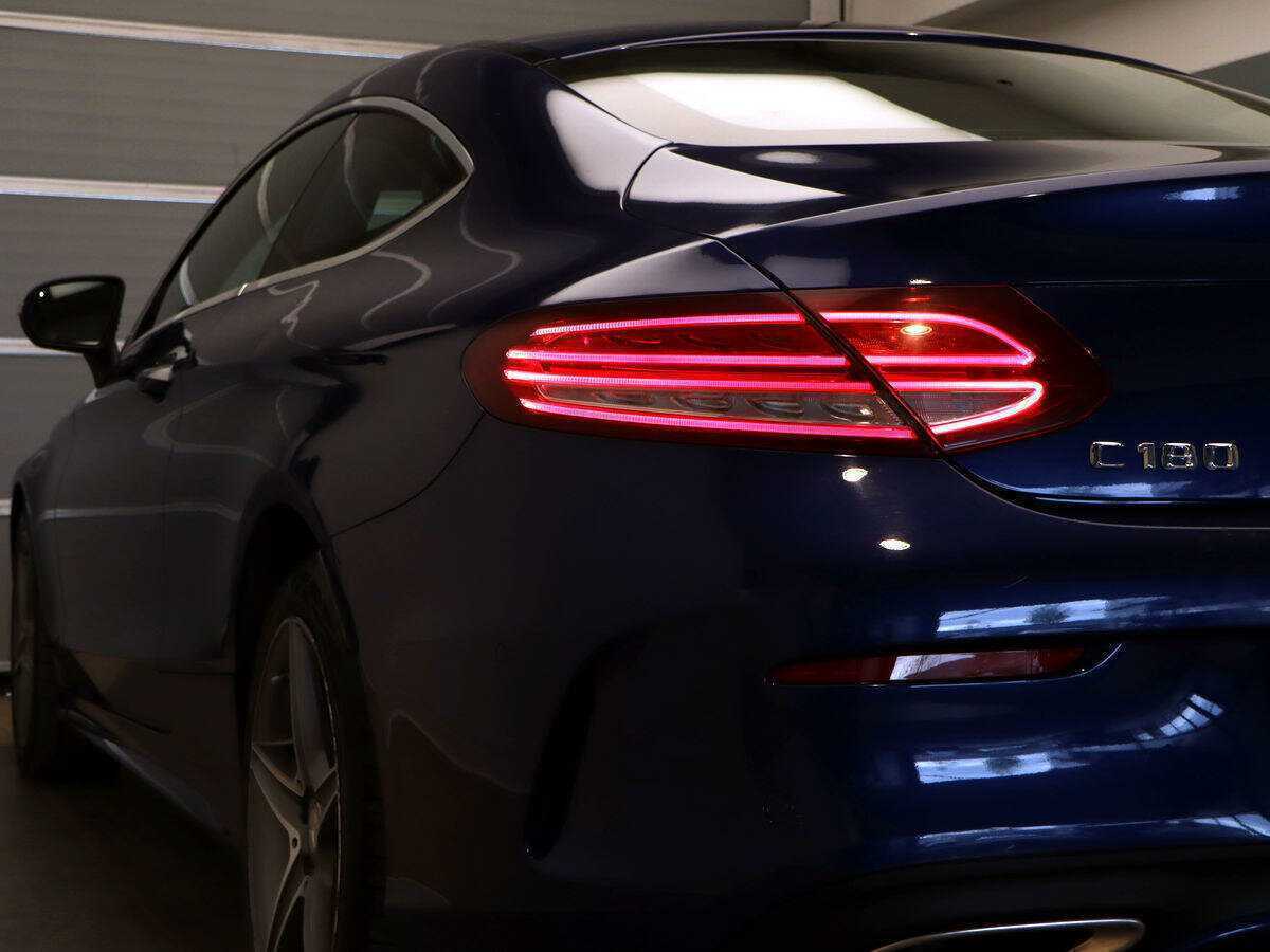 Б/У Мерседес-Бенц Ц-Класс 2016 года. Фото: #27