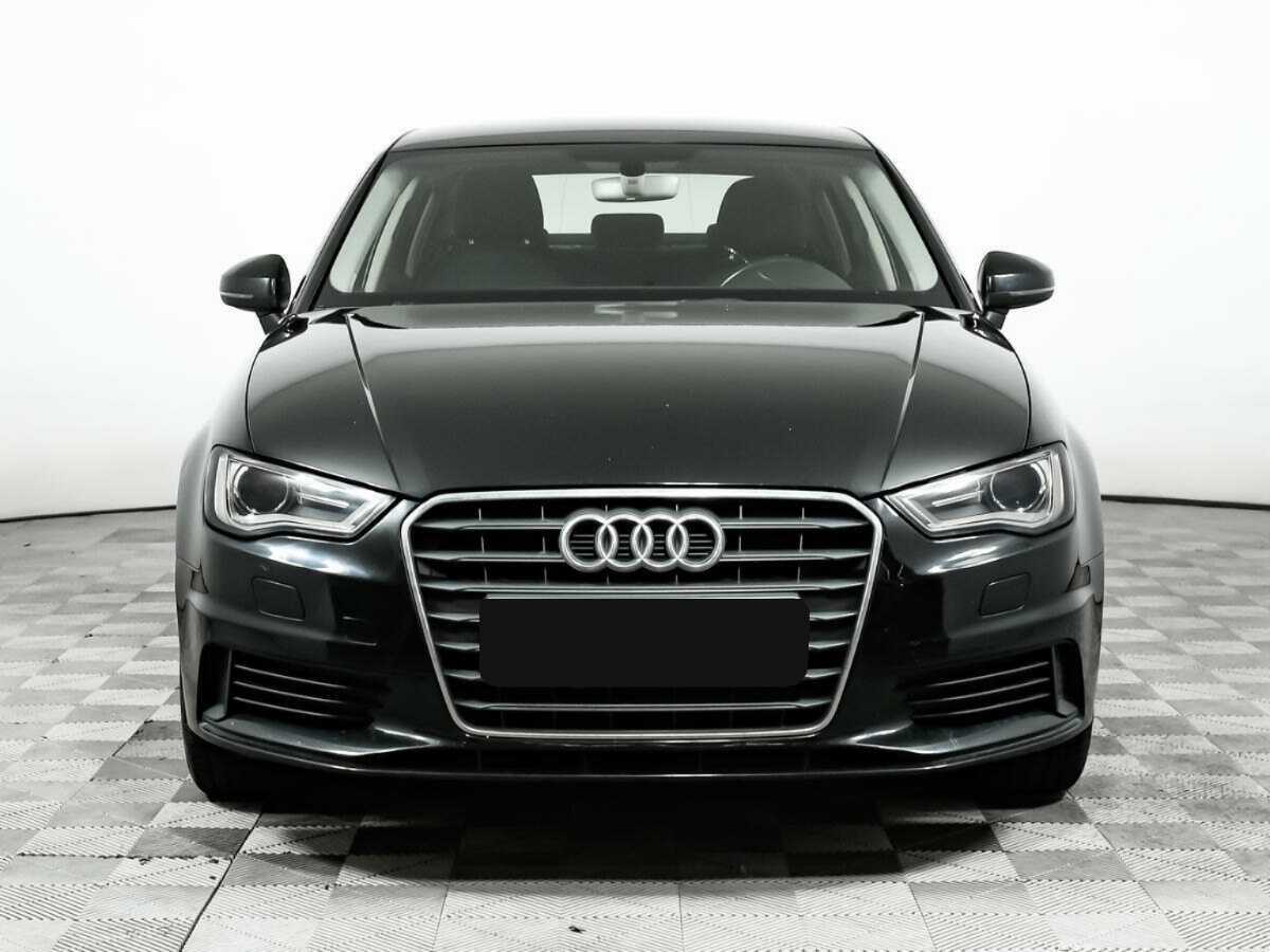 Б/У Ауди А3 2016 года. Фото: #1