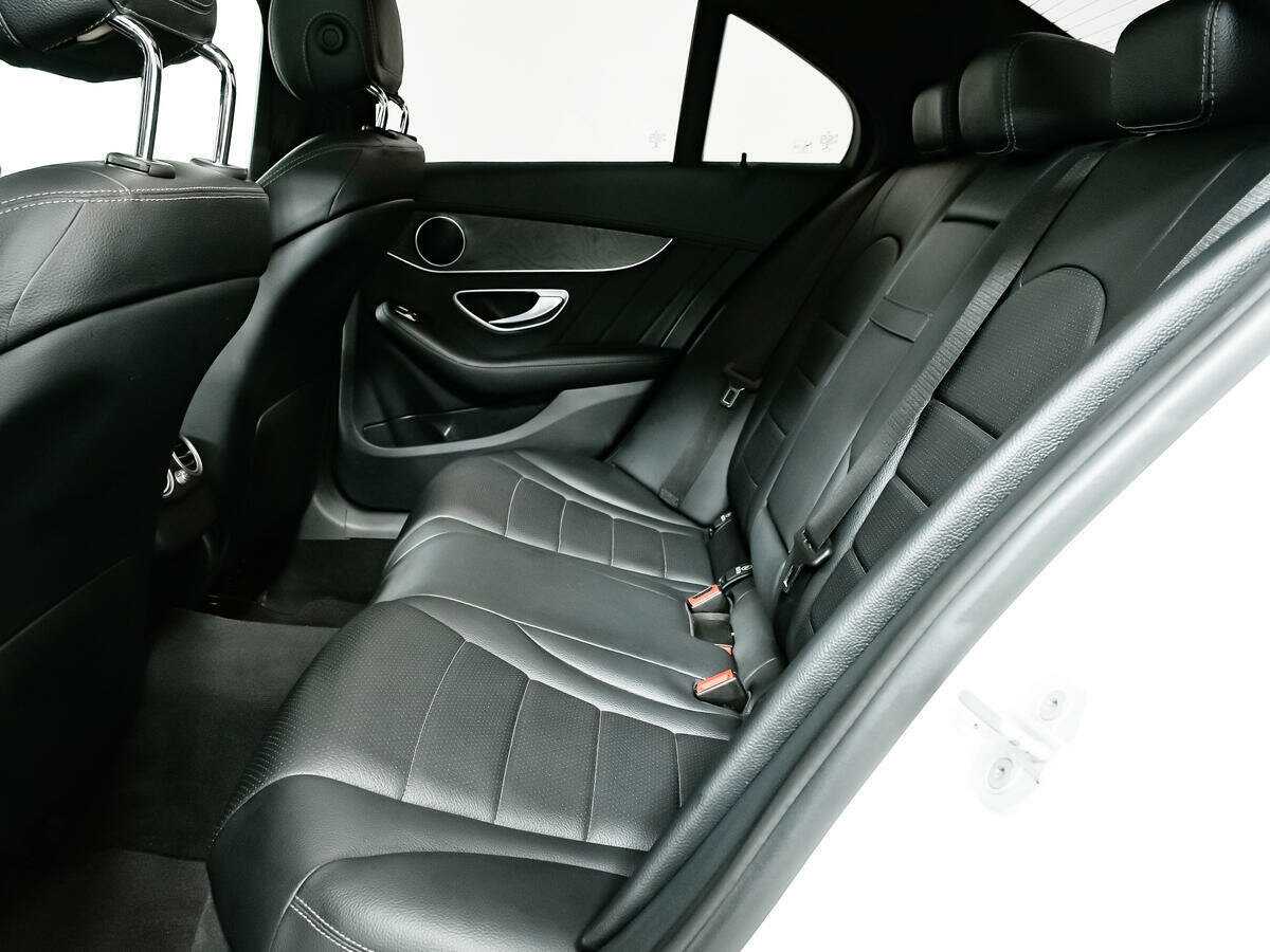 Б/У Мерседес-Бенц Ц-Класс 2014 года. Фото: #11