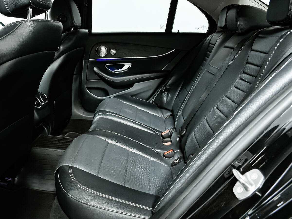 Б/У Мерседес-Бенц Е-Класс 2016 года. Фото: #9