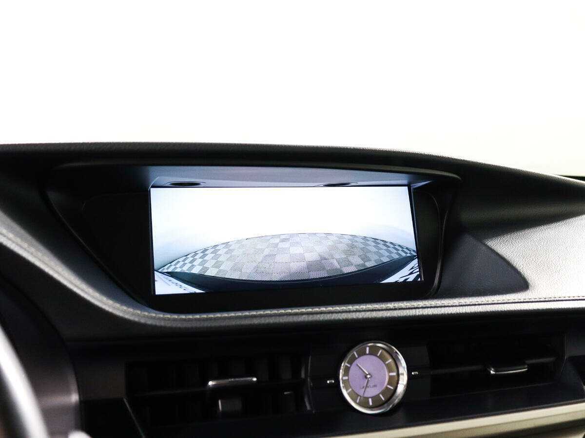 Б/У Лексус ЕС 2014 года. Фото: #14