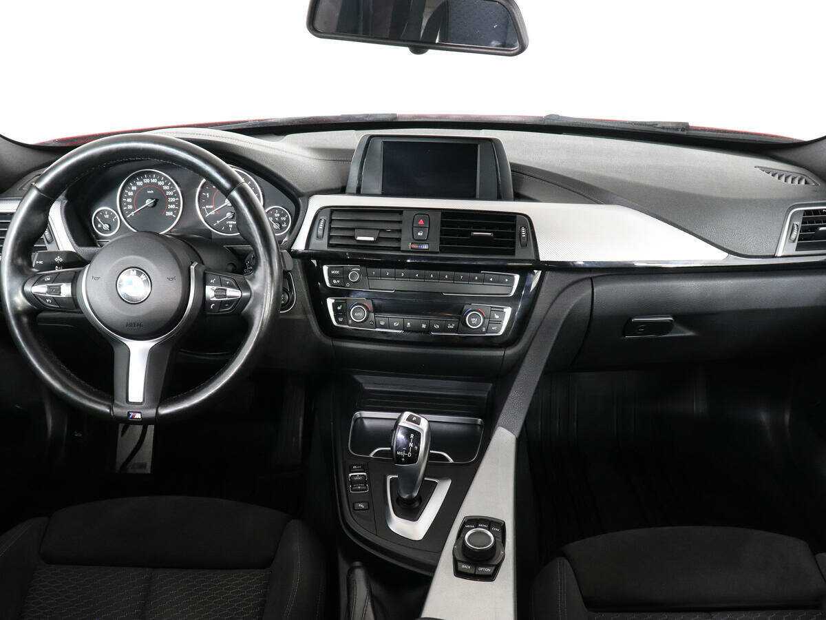 Б/У БМВ 3 серии 2018 года. Фото: #10