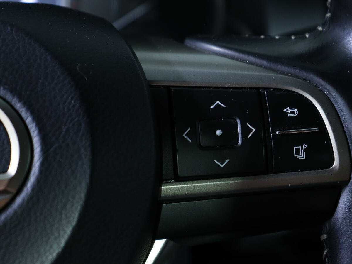 Б/У Лексус ЕС 2016 года. Фото: #21